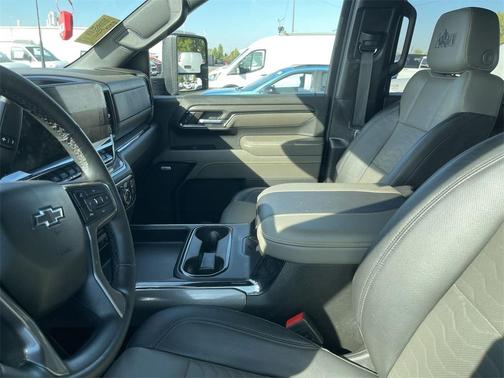 2024 Chevrolet Silverado 2500 ZR2
