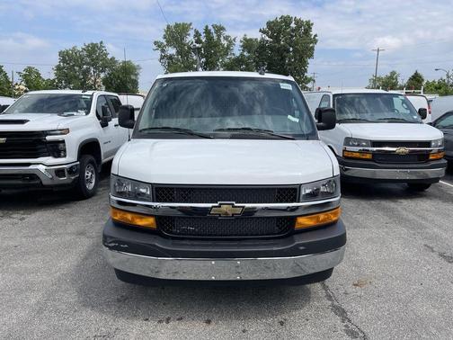 2025 Chevrolet Express 2500 Work Van