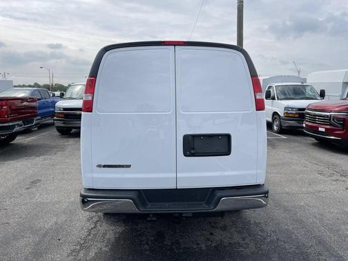 Summit White 2025 Chevrolet Express 2500 Work Van