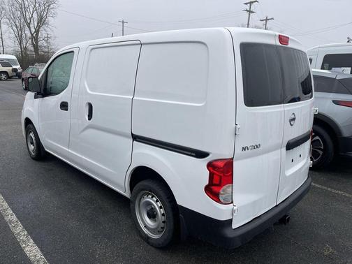 2021 Nissan NV200 S