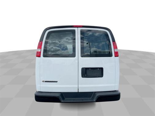 2022 Chevrolet Express 2500 Work Van