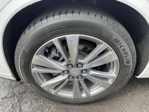 2023 Cadillac XT6 Premium Luxury AWD