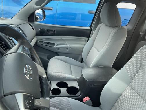 2015 Toyota Tacoma Base