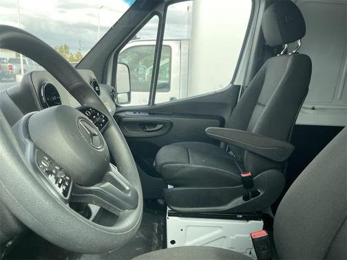 2024 Mercedes-Benz Sprinter 2500 170 WB High Roof Extended Cargo