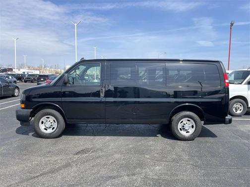 2020 Chevrolet Express 2500 LS