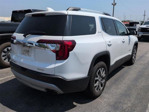 2022 GMC Acadia SLE