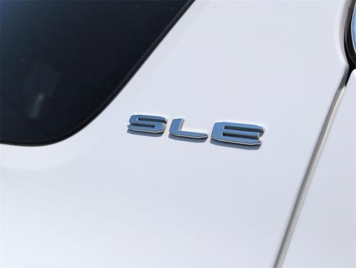 2022 GMC Acadia SLE