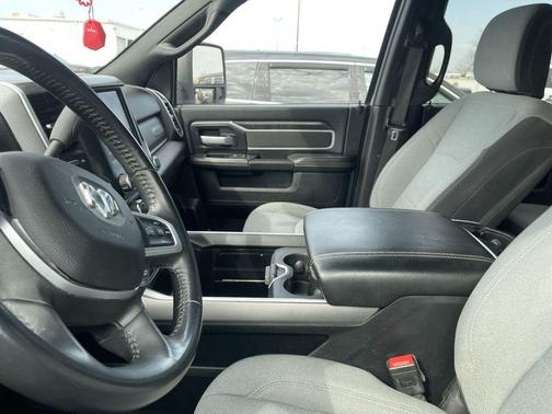 Bright White Clearcoat 2024 RAM 2500 Big Horn