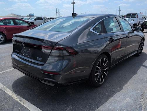 2023 Honda Accord Hybrid Touring