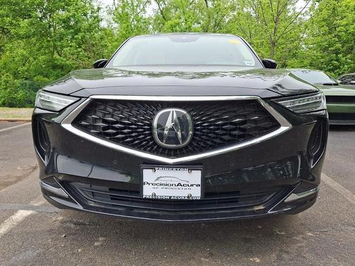 Majestic Black Pearl 2023 Acura MDX Technology Package