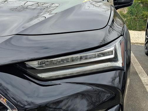 Majestic Black Pearl 2023 Acura TLX Technology