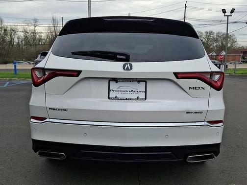 Platinum White Pearl 2023 Acura MDX Technology Package
