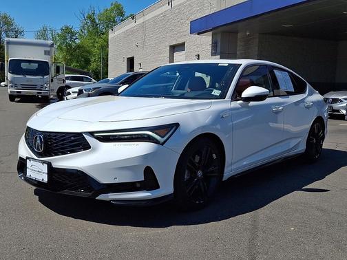 Platinum White Pearl 2026 Acura Integra FWD A-Spec with Technology