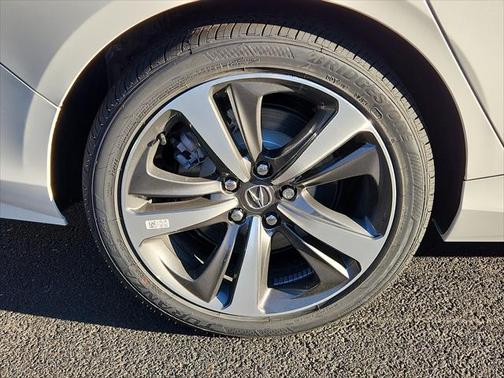 2025 Acura TLX Technology