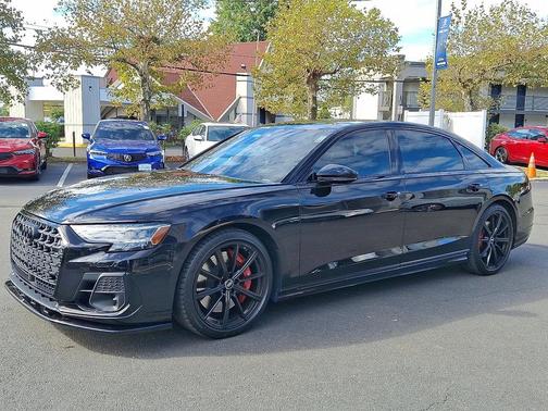 2024 Audi S8 4.0T