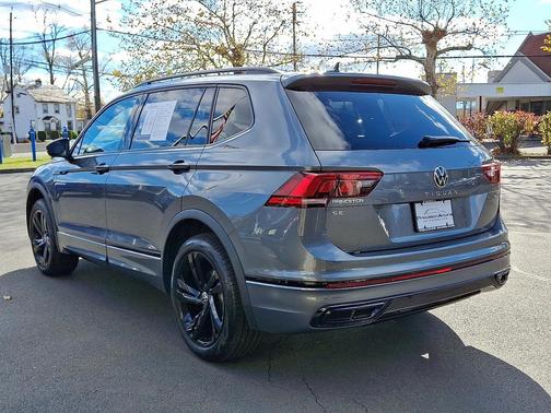 2024 Volkswagen Tiguan 2.0T SE R-Line Black 4MOTION