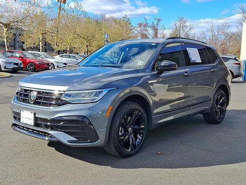 2024 Volkswagen Tiguan 2.0T SE R-Line Black 4MOTION