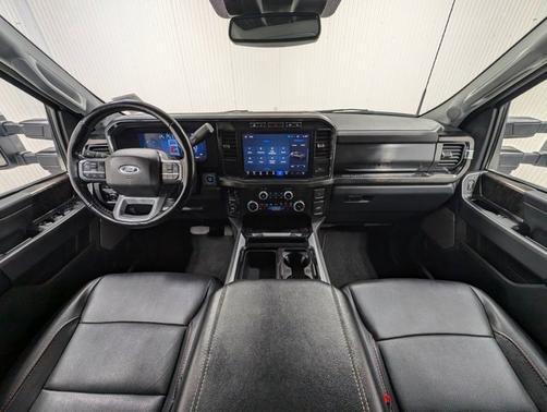 2023 Ford F-350 LARIAT SUPER DUTY