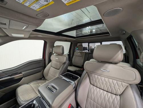 2024 Ford F-150 PLATINUM