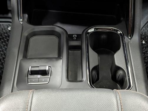 Summit White 2024 GMC Sierra 1500 AT4