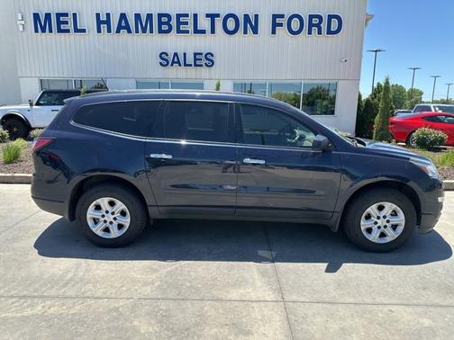 2017 Chevrolet Traverse LS