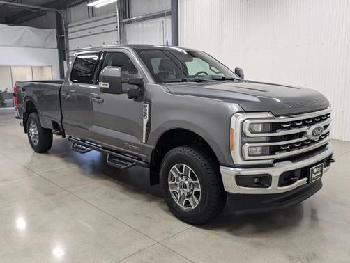 2023 Ford F-350 LARIAT SUPER DUTY