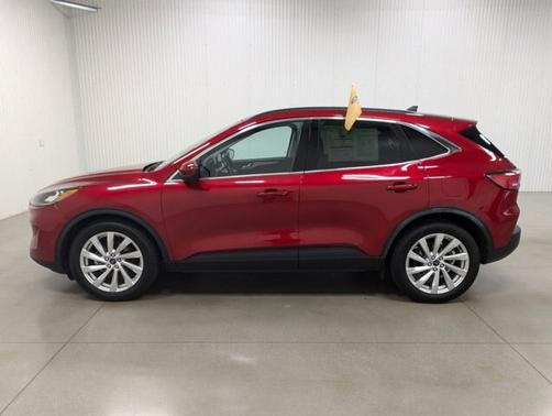 2022 Ford Escape TITANIUM