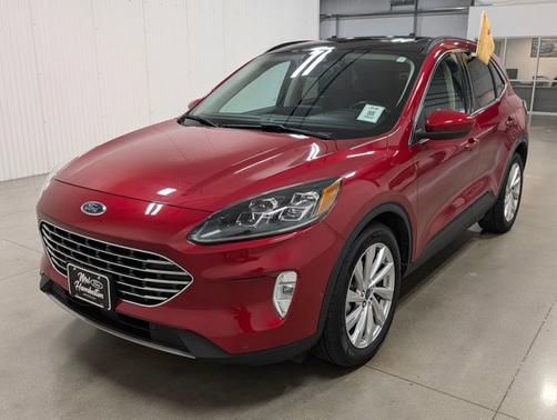 2022 Ford Escape TITANIUM