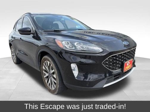 AGATE BLACK METALLIC 2020 Ford Escape TITANIUM