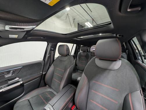 2024 Mercedes-Benz GLB 250 BASE 4MATIC