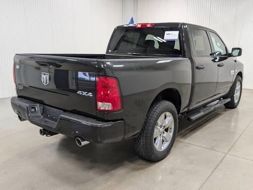 2018 RAM 1500 ST