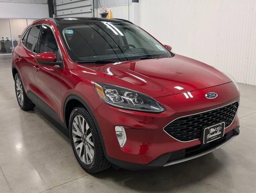2021 Ford Escape TITANIUM