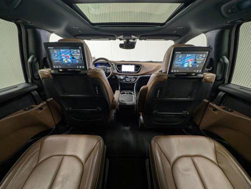 2021 Chrysler Pacifica LIMITED