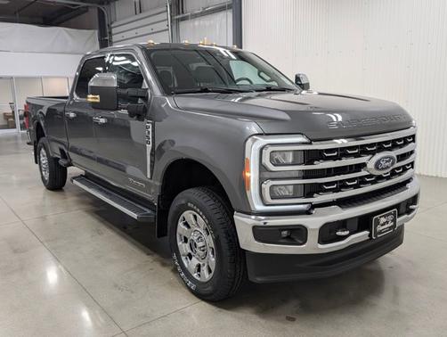 2023 Ford F-350 LARIAT SUPER DUTY