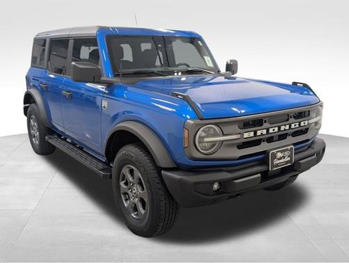 VELOCITY BLUE METALLIC 2023 Ford Bronco BIG BEND