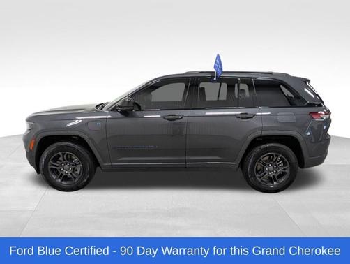 2025 Jeep Grand Cherokee BASE