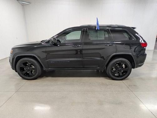 2018 Jeep Grand Cherokee LAREDO