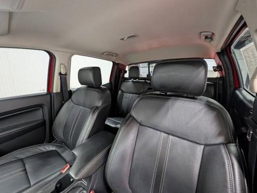 RACE RED 2022 Ford Ranger LARIAT