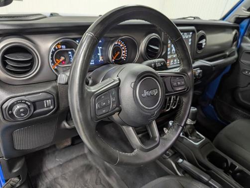 Hydro Blue Pearlcoat 2023 Jeep Gladiator SPORT