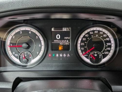 2017 RAM 1500 SLT