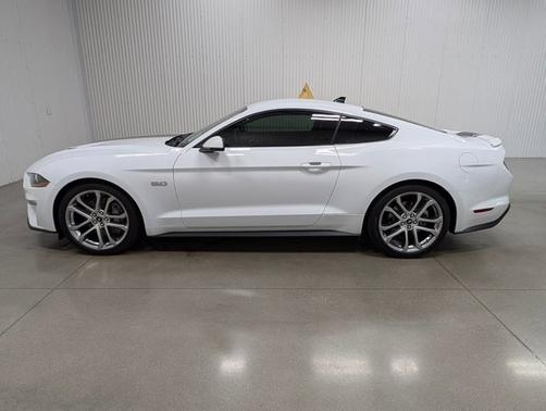 2021 Ford Mustang GT PREMIUM