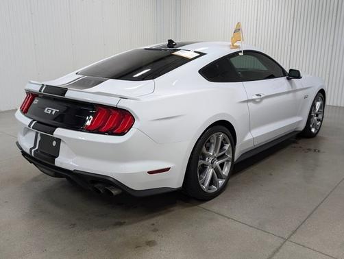 2021 Ford Mustang GT PREMIUM