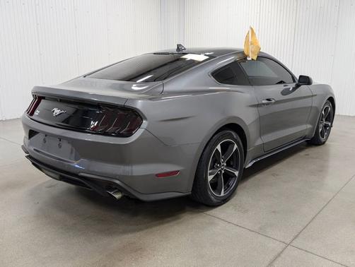 2021 Ford Mustang ECOBOOST