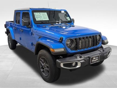 2024 Jeep Gladiator SPORT