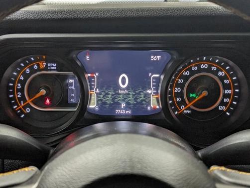 2024 Jeep Gladiator SPORT