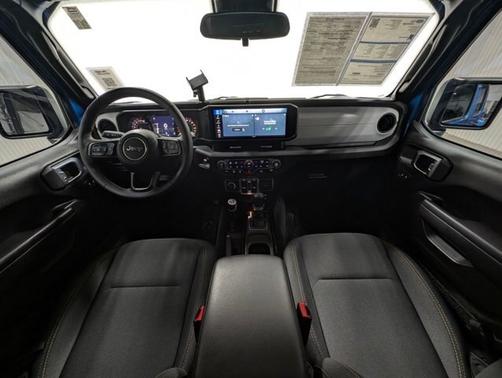 2024 Jeep Gladiator SPORT