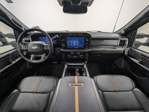 2024 Ford F-250 PLATINUM
