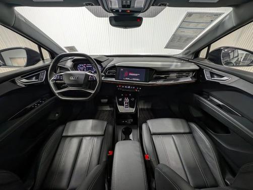 2022 Audi Q4 e-tron 50 PREMIUM