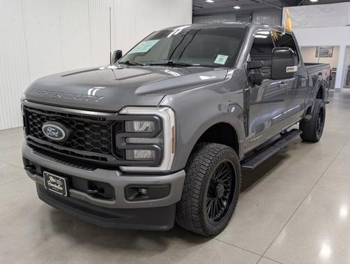 2024 Ford F-350 LARIAT SUPER DUTY