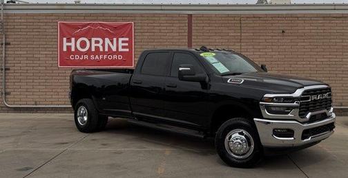 Diamond Black 2026 RAM 3500 Tradesman